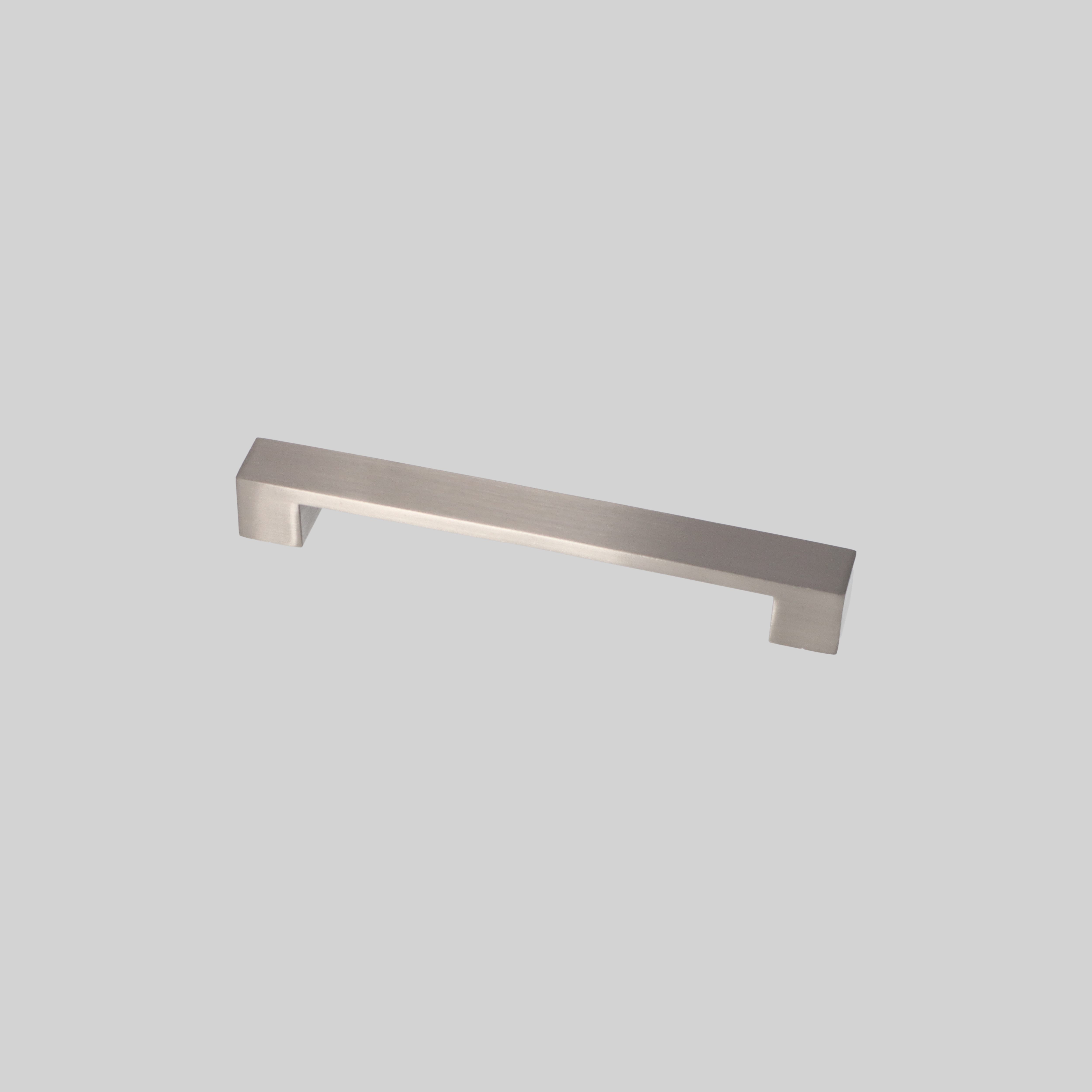 908-224-IN სახელური L=224mm, ინოქსი ERKUL