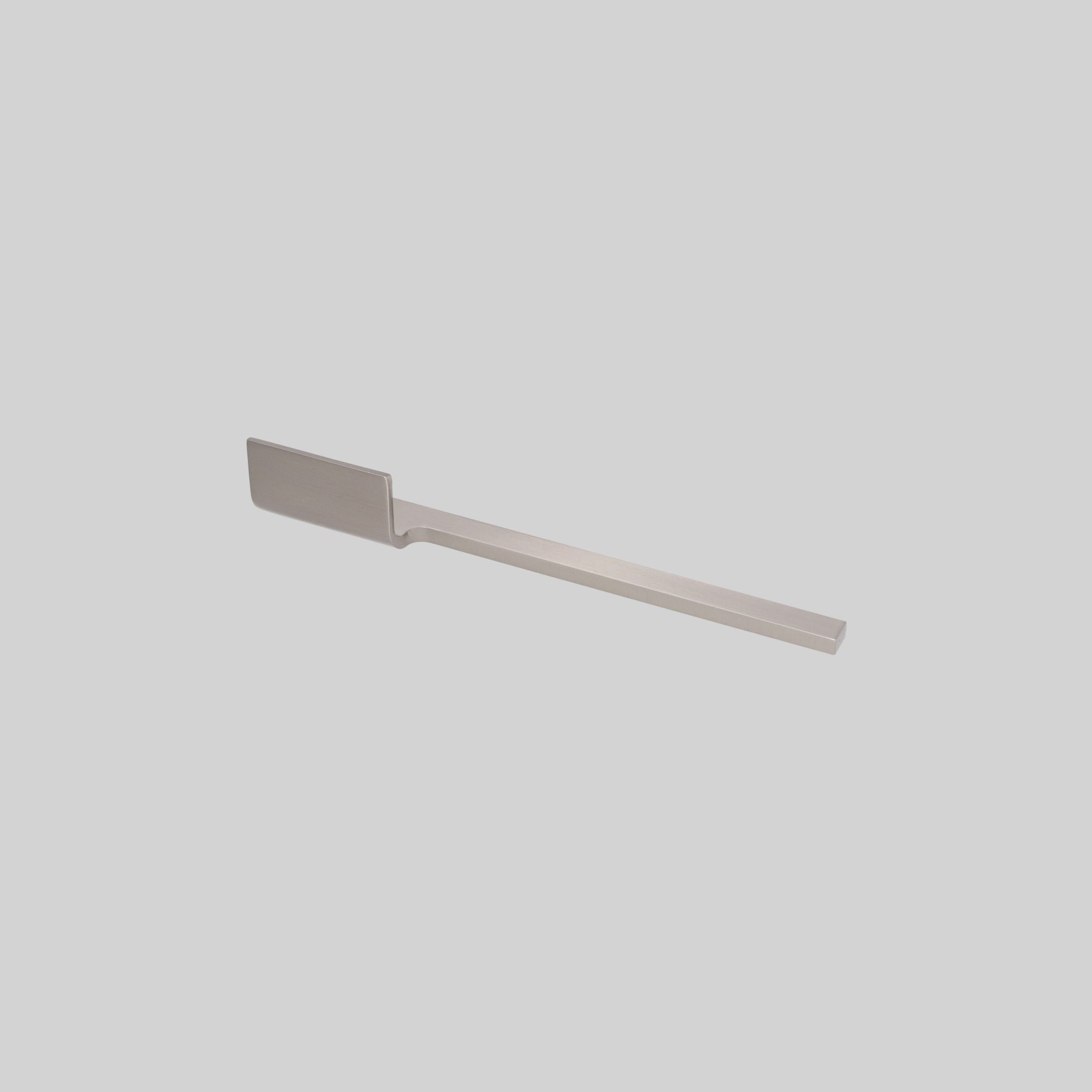 1056-416-INOX-SAG ალ. სახელური 416მმ. ინოქსი მარჯვენა HS/UM-K