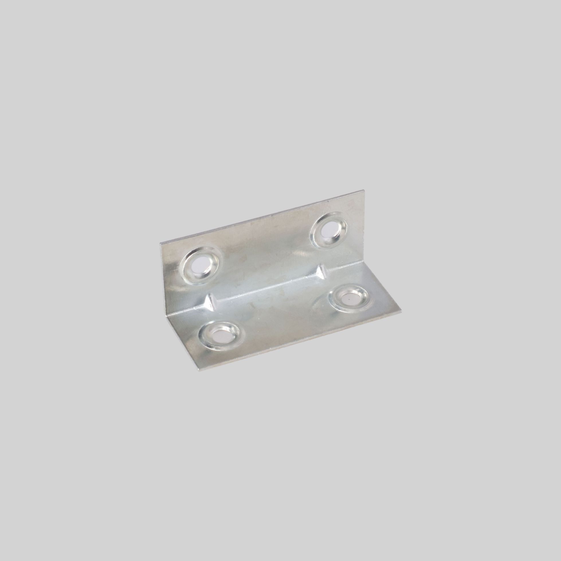 კუთხის შემკვრელი ლითონის 20*20*47*2.0mm ვერცხლისფერი 014 CN