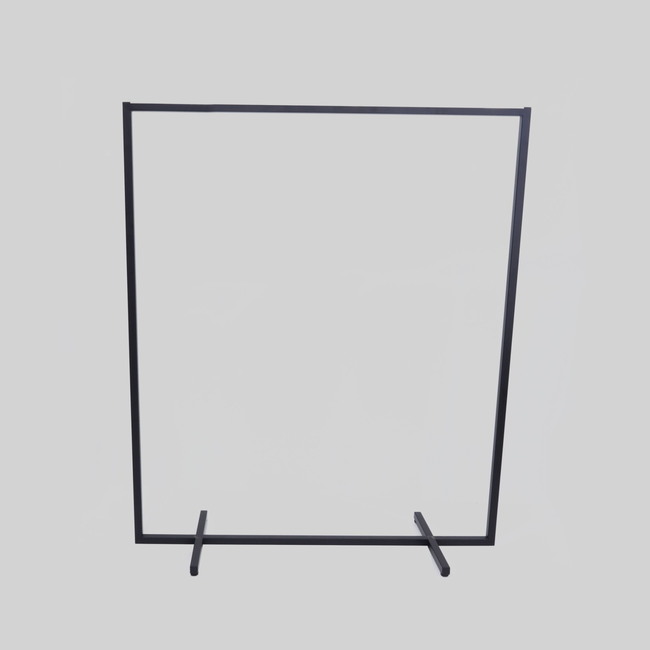 ტანსაცმლის საკიდი L1200*W400*H1400mm, მილი:25*25*1.2mm TM-CIR03