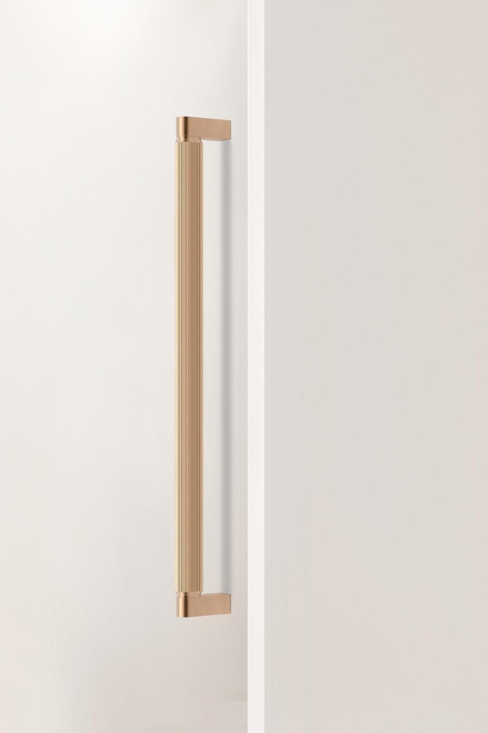 სახელური BROOKLYN BIG - CC448L466მმ Brushed Brass Cava VIEFE
