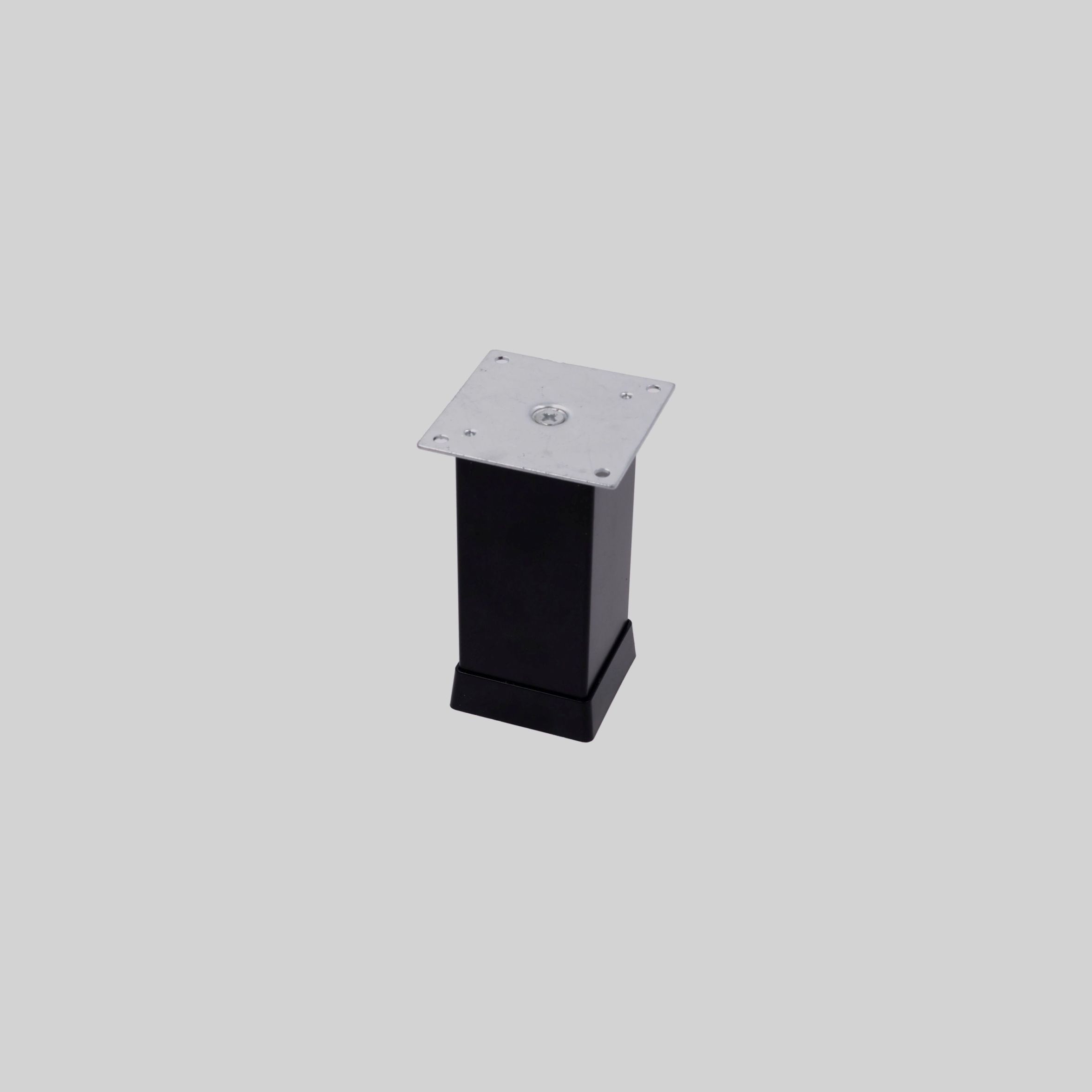 ალუმინის ფეხი ოთხკუთხედი 50*50მმ H=12cm MB-შავი SFL-1A