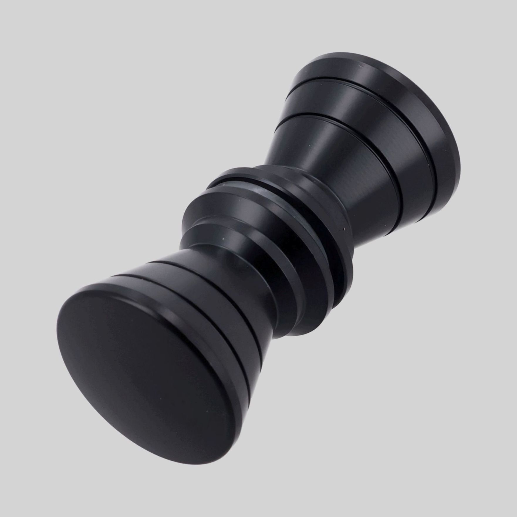 შუშის კარის სახელური 30*30mm MB-შავი zinc TM-E865