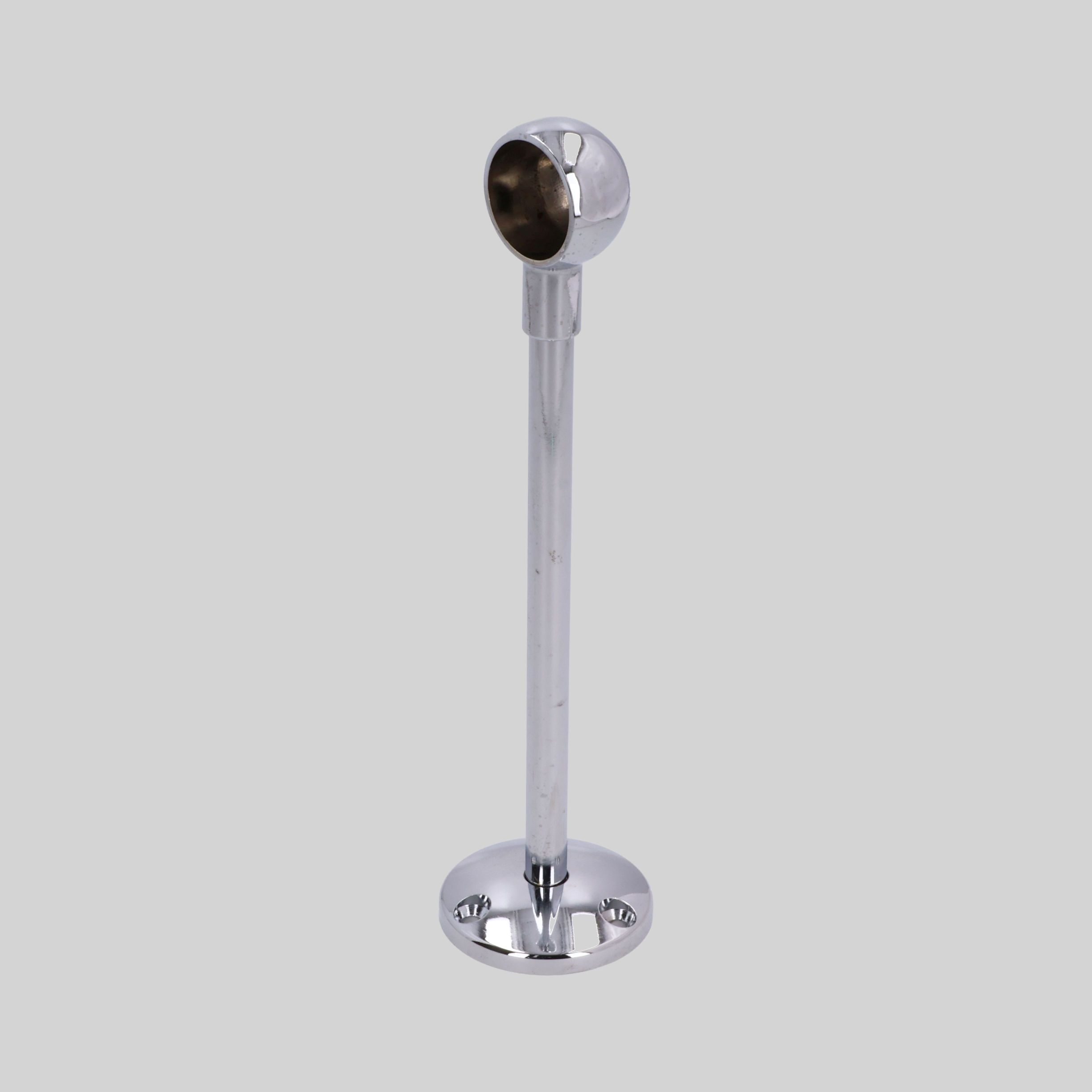 მილის სამაგრი დახურული (25D) 20cm