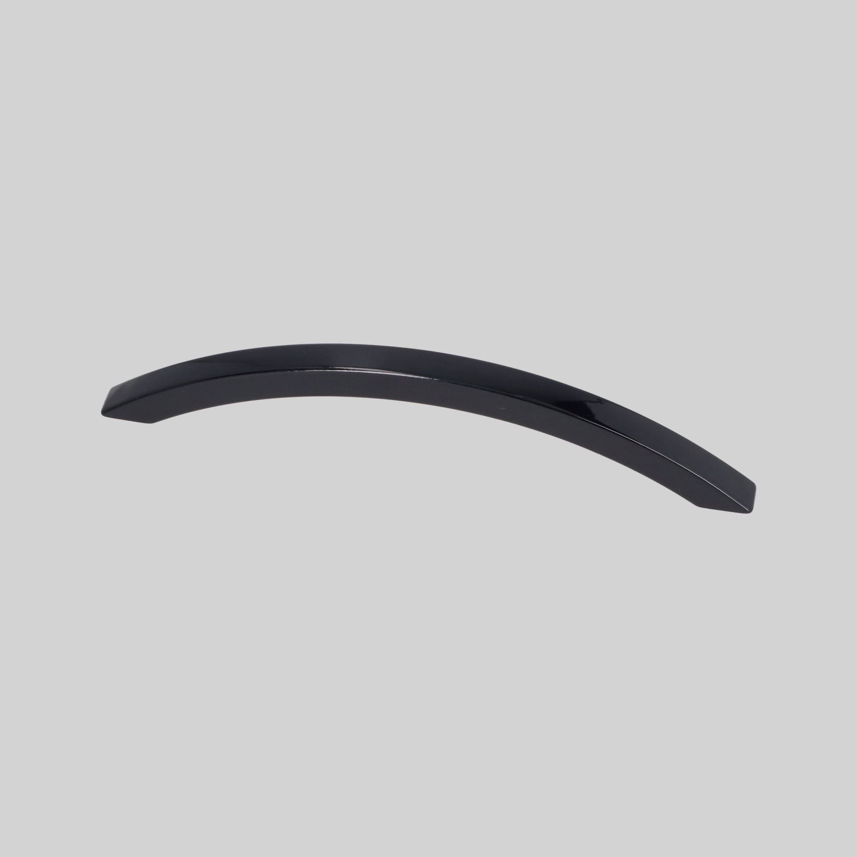 სახელური პლასტმასის LIZA 128MM (SIYAH) SEDEF