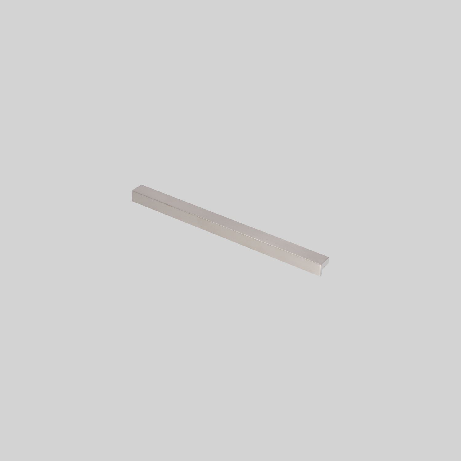 ლითონის სახელური 160MM INOX